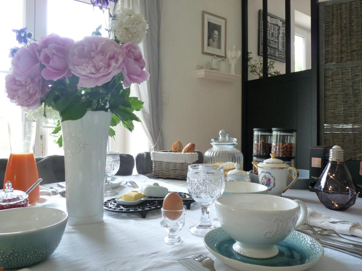 La Grange D'Helene Bed & Breakfast Cholet Exterior photo